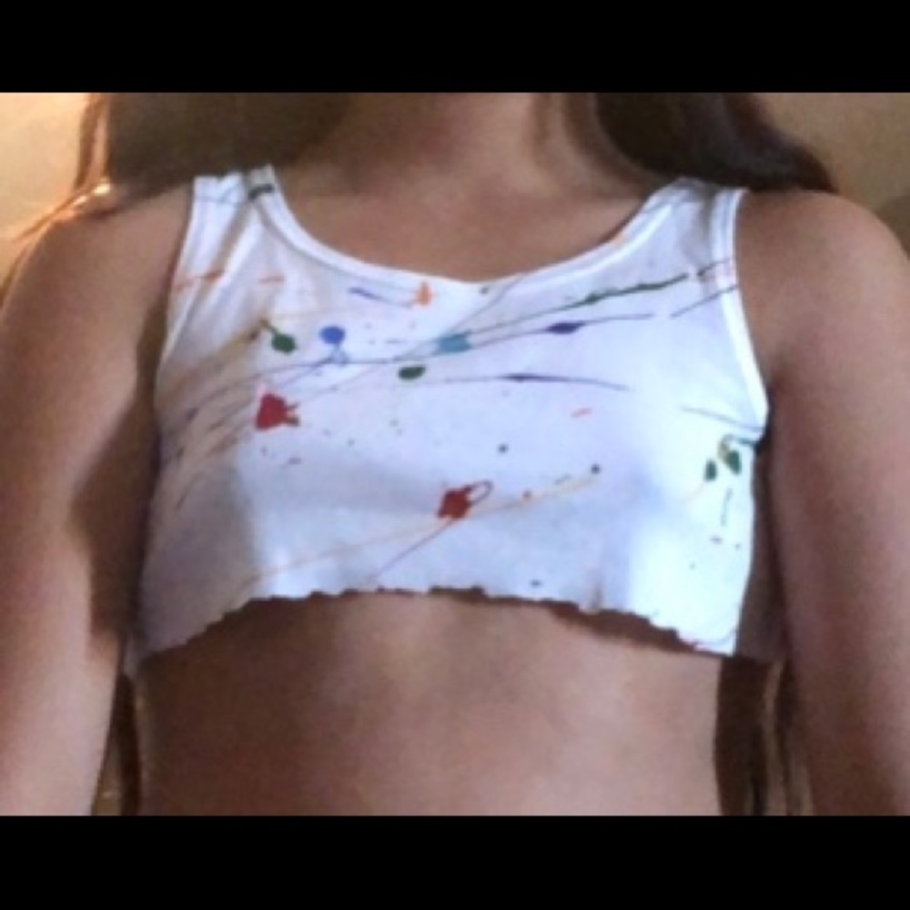 Crop top - Picture 2 of 3